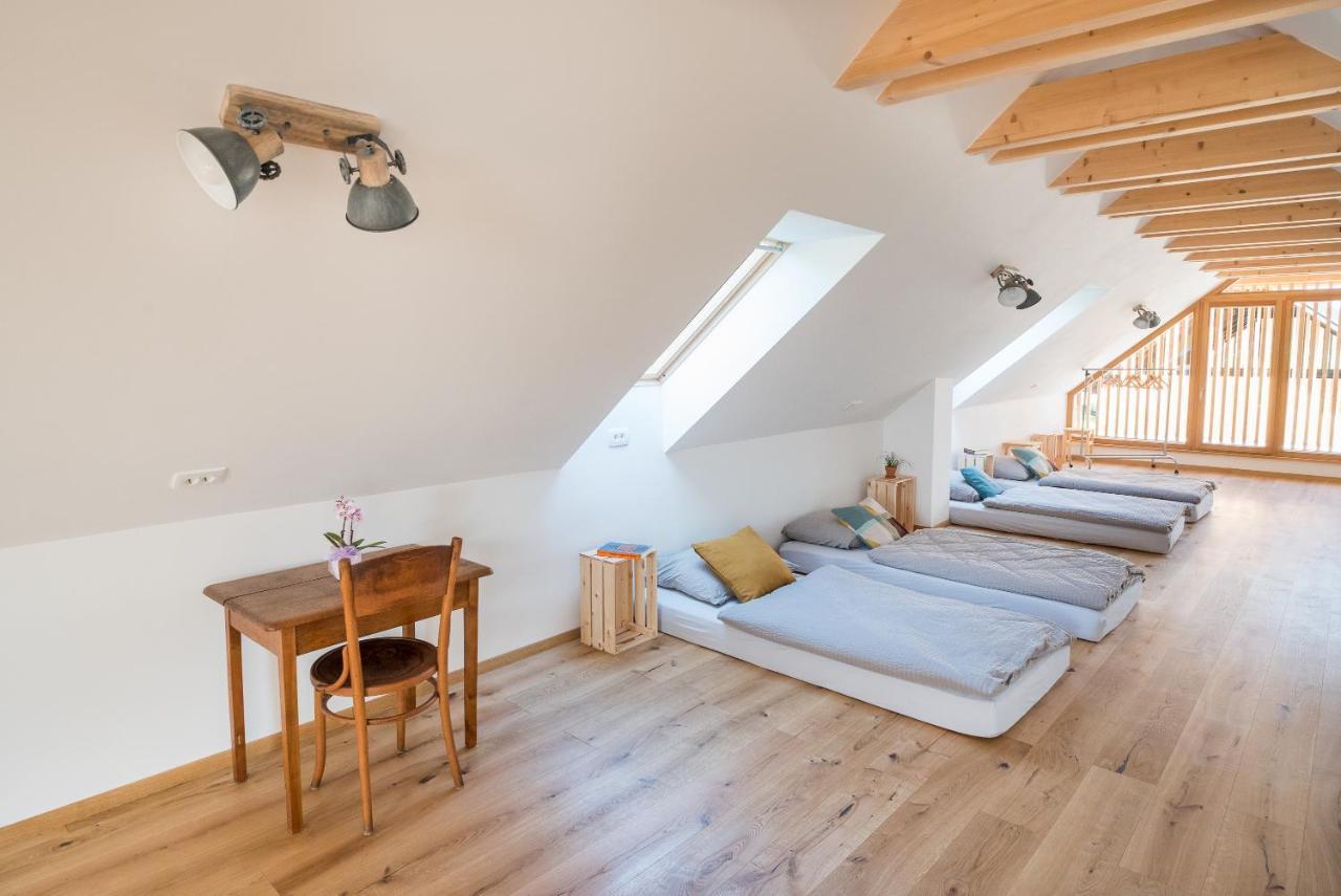 Hostal Hisa Sonca Toti Breg Svecina Exterior foto